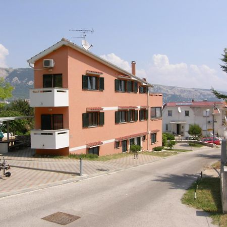 Apartments Pintar Zarok Башка Экстерьер фото
