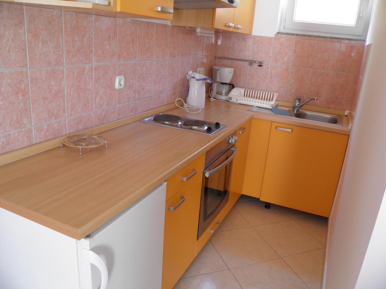 Apartments Pintar Zarok Башка Экстерьер фото