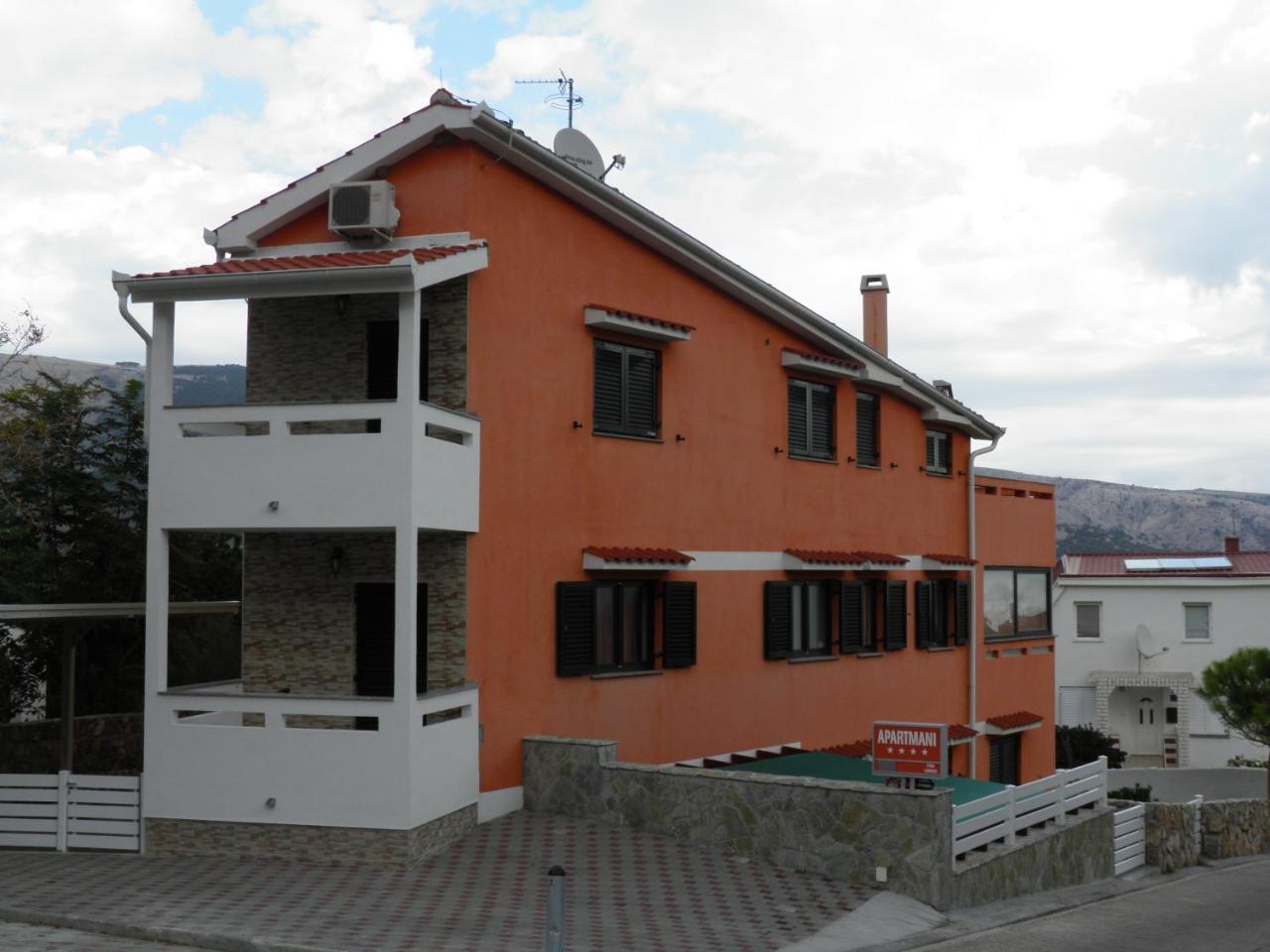 Apartments Pintar Zarok Башка Экстерьер фото