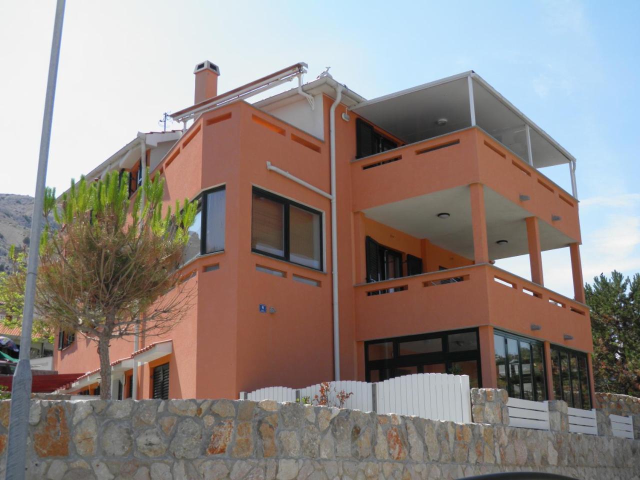 Apartments Pintar Zarok Башка Экстерьер фото